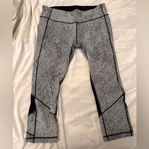 Lululemon cropped leggings
